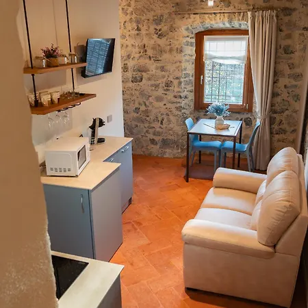 Corte D'arnosto - Casa Virginia * Fuipiano Valle Imagna